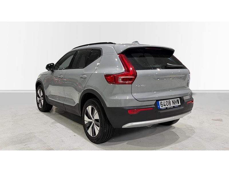 Nuevo Volvo XC40 Plus 163 CV (119 kW) 2025 Gris SUV