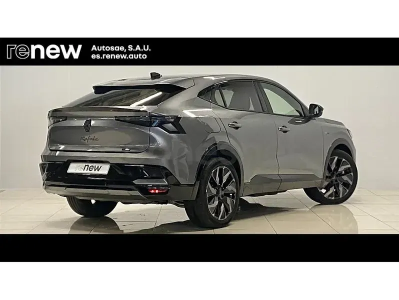 Usado Renault Rafale Esprit Alpine 200 CV (147 kW) 2026 Gris / plata SUV