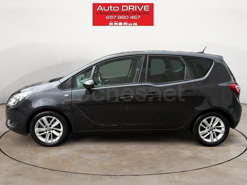 Usado Opel Meriva Selective 120 CV (88 kW) 2016 Negro Monovolumen