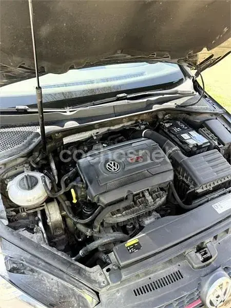 Usado VW Golf VII GTI 230 CV (169 kW) 2015 Negro Berlina