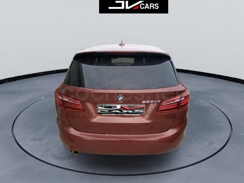 Usado BMW 225 Active Tourer iPerformance 220 CV (161 kW) 2021 Naranja Monovolumen