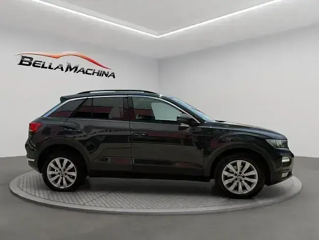 Usado VW T-Roc Advance 150 CV (110 kW) 2022 Gris SUV
