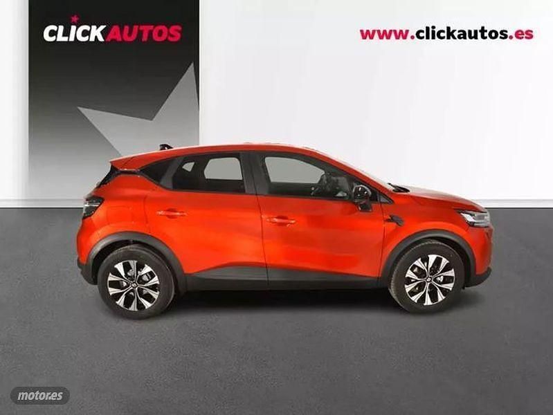 Usado Renault Captur Evolution 90 CV (66 kW) 2025 Rojo SUV
