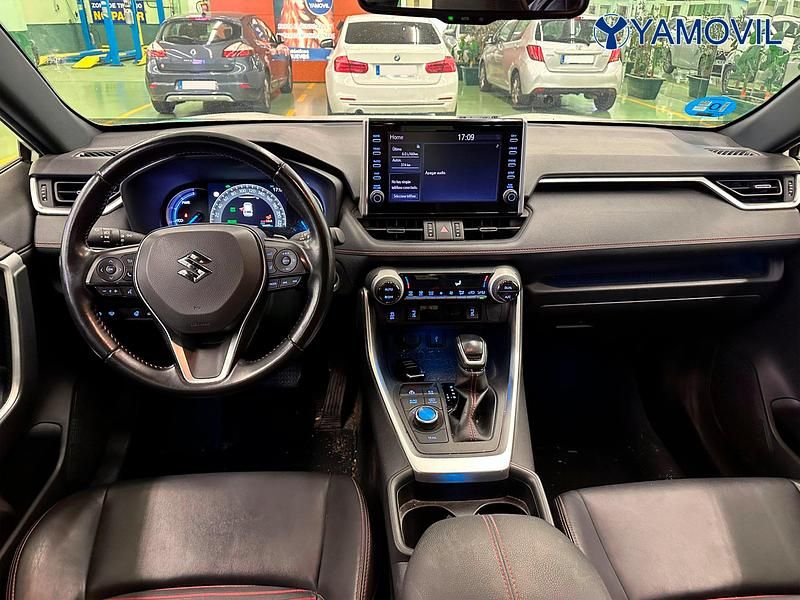 Usado Suzuki Across 306 CV (225 kW) 2020 Blanco SUV