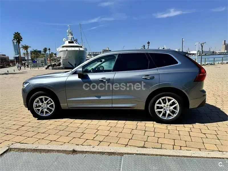 Usado Volvo XC60 Momentum 190 CV (139 kW) 2018 Gris / plata SUV
