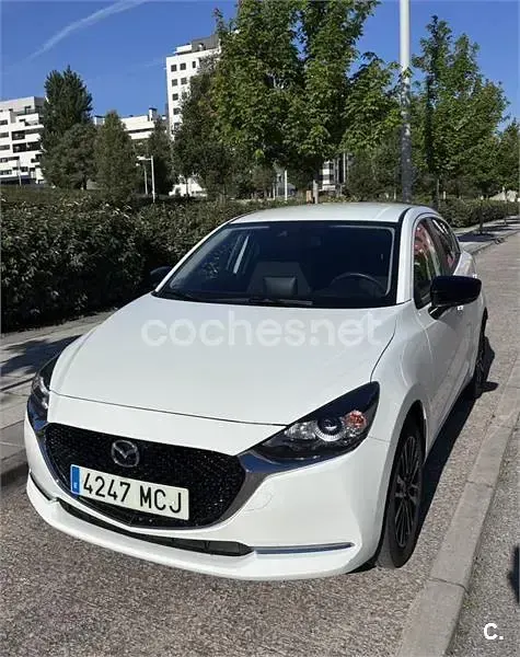 Usado Mazda 2 Homura-Line 90 CV (66 kW) 2022 Blanco Berlina