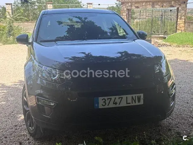 Usado Land Rover Discovery Sport HSE 180 CV (132 kW) 2016 Negro SUV
