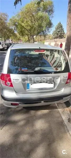 Usado Hyundai Getz 63 CV (46 kW) 2004 Gris / plata Utilitario