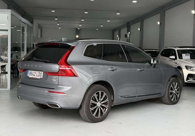 Usado Volvo XC60 Inscription 392 CV (288 kW) 2019 Gris SUV