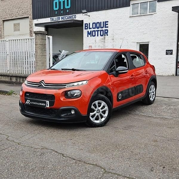 Usado Citroën C3 Feel 68 CV (50 kW) 2017 Naranja Berlina