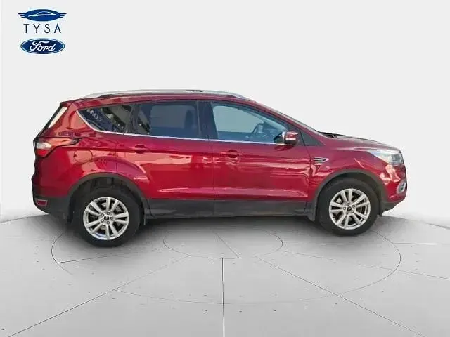 Usado Ford Kuga Trend+ 150 CV (110 kW) 2019 Todoterreno SUV