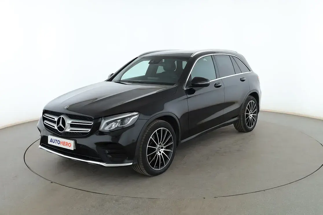 Usado Mercedes GLC220 AMG line 170 CV (125 kW) 2017 SUV
