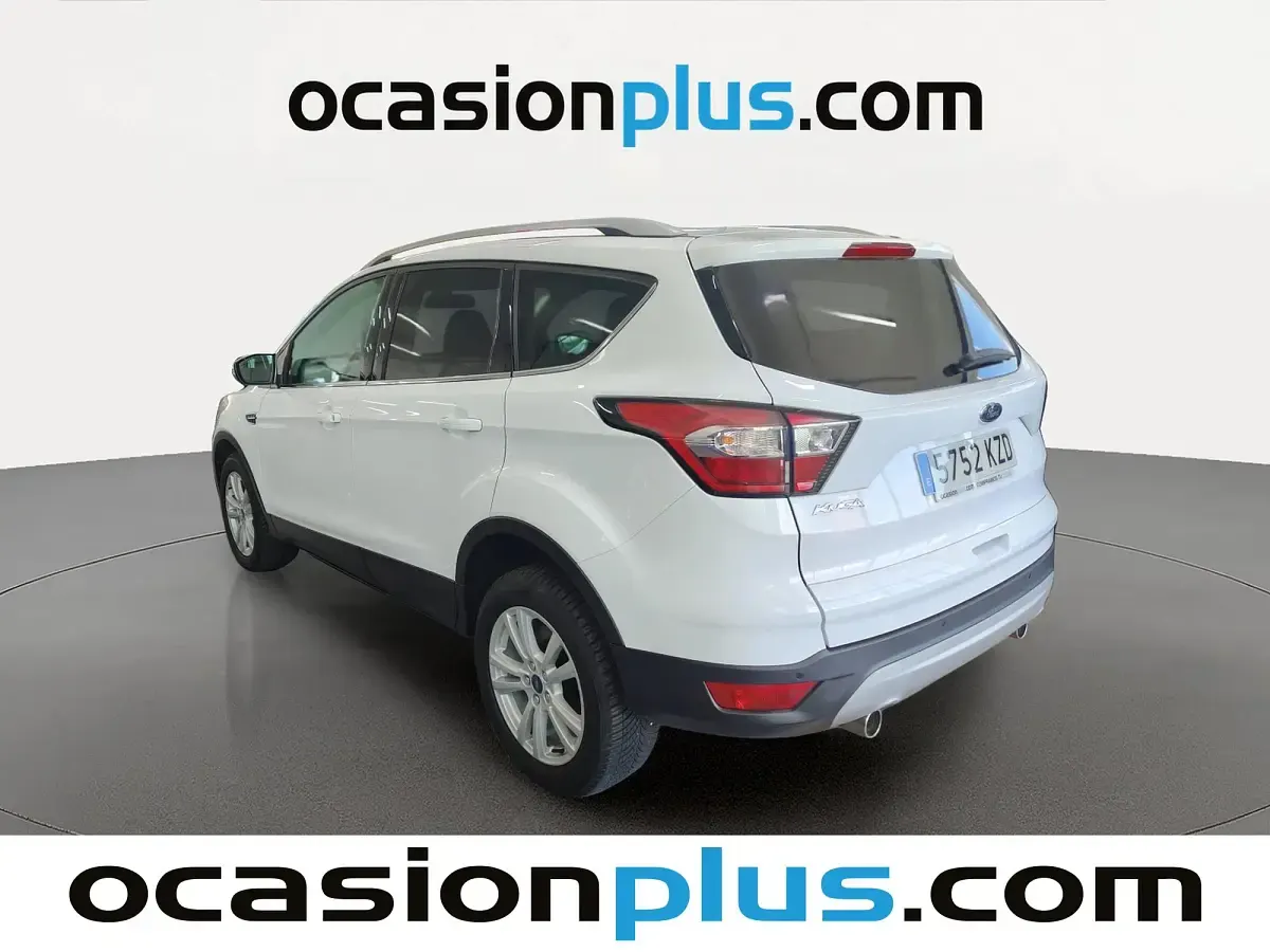 Usado Ford Kuga Trend+ 120 CV (88 kW) 2019 Blanco SUV