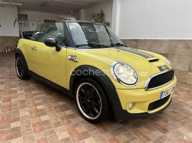 Usado Mini Cooper S Cabriolet 170 CV (125 kW) 2009 Amarillo Descapotable