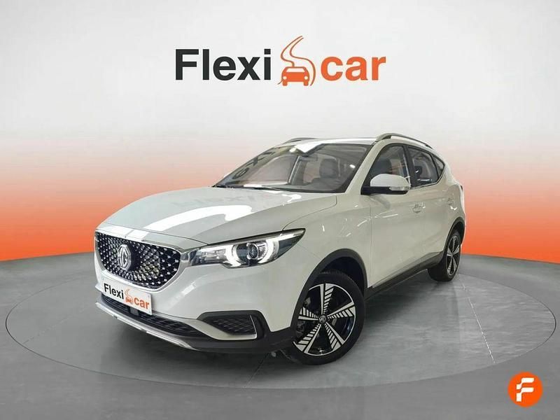 Usado MG ZS Luxury 105 kW (143 CV) 2021 Blanco Berlina
