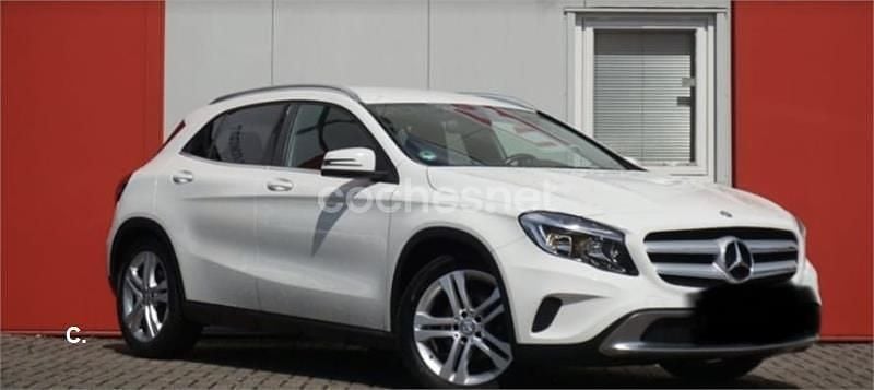 Blanco Usado 2015 Mercedes GLA200 Edition 1 SUV | 15.999 € (Buen precio) - Imagen 1/4