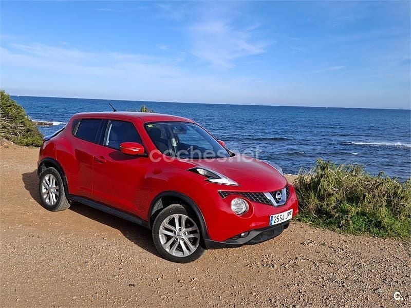 Usado Nissan Juke Visia 110 CV (80 kW) 2016 Rojo SUV
