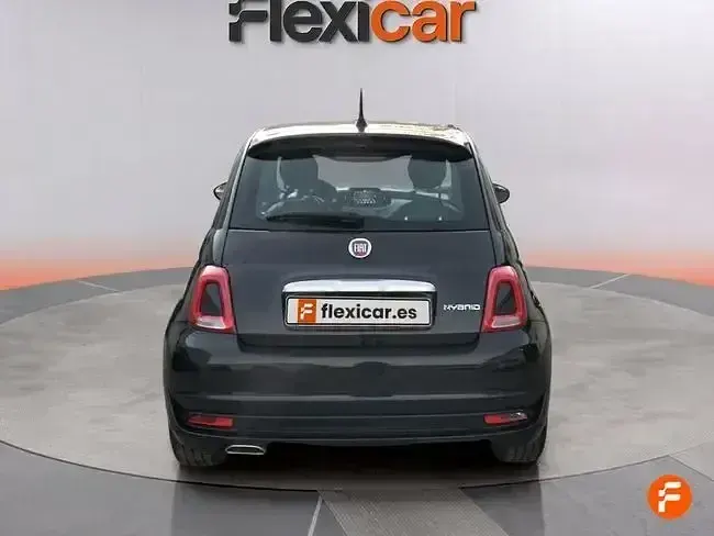 Usado Fiat 500 Club 70 CV (51 kW) 2022 Negro Utilitario