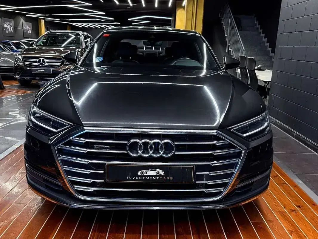 Usado Audi A8 Sport 286 CV (210 kW) 2019 Negro Berlina