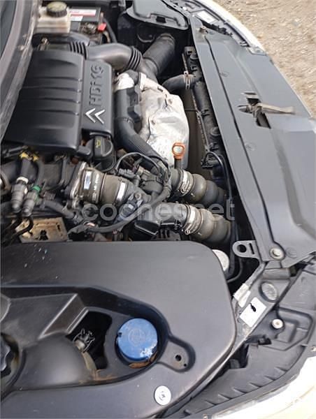 Usado Citroën C4 VTR Sport 92 CV (67 kW) 2005 Negro Berlina