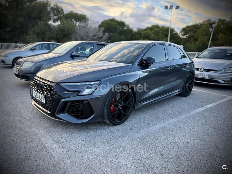 Gris / plata Usado 2022 Audi RS3 Performance Berlina | 60.000 € (Precio justo) - Imagen 1/4