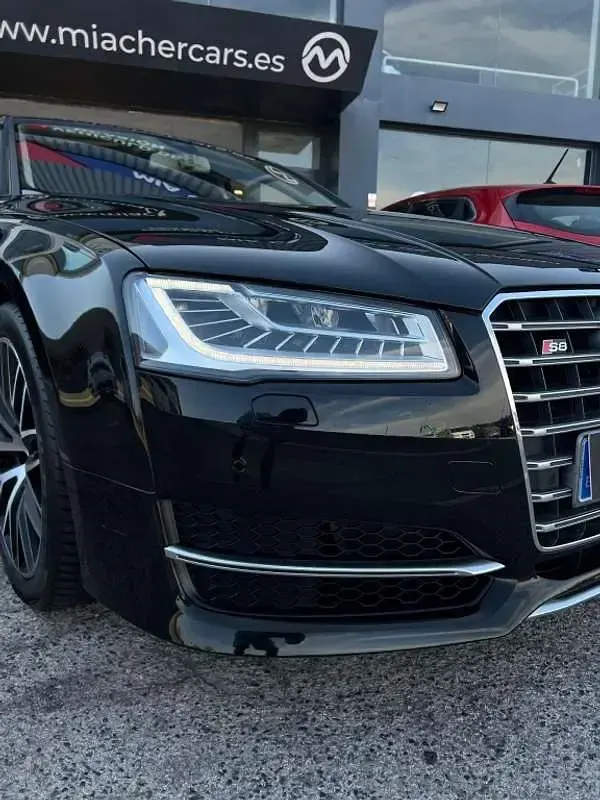 Usado Audi S8 520 CV (382 kW) 2016 Negro Berlina