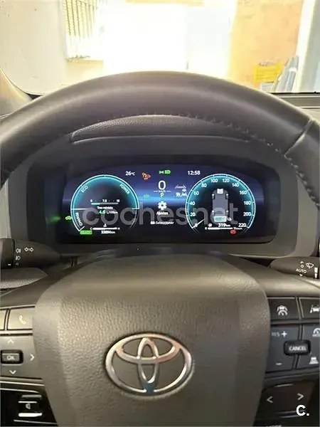 Usado Toyota C-HR Advance 184 CV (135 kW) 2023 Gris / plata SUV