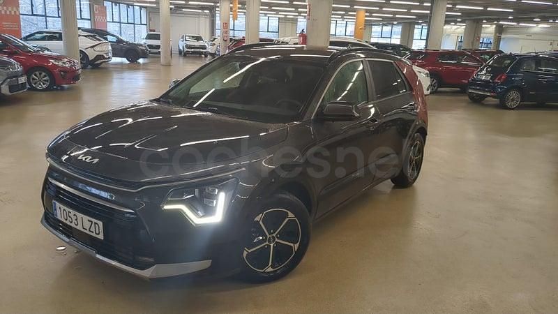 Gris / plata Usado 2022 Kia Niro SUV | 21.990 € (Precio justo) - Imagen 1/3