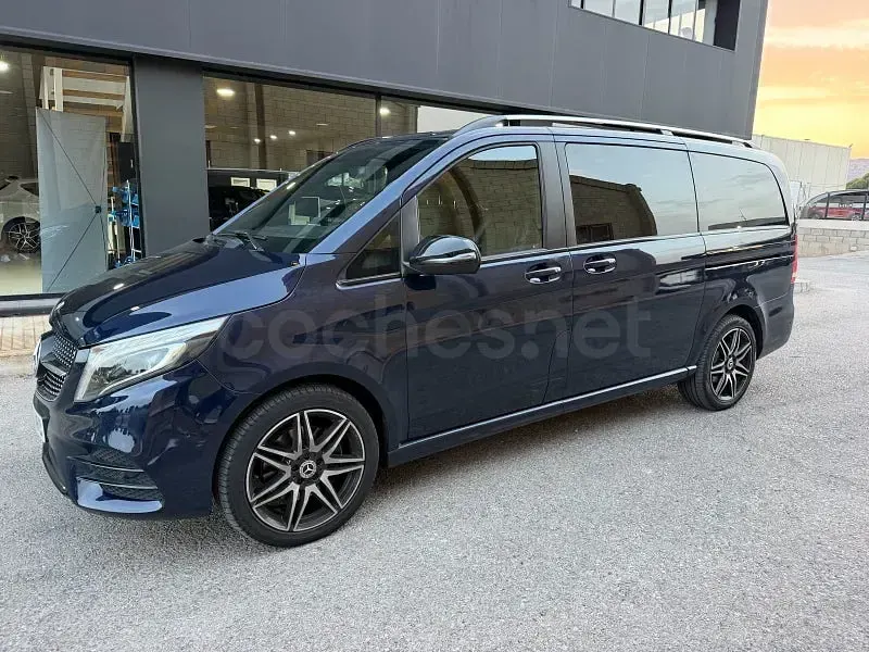 Usado Mercedes V250 Exclusive 190 CV (139 kW) 2020 Azul Monovolumen