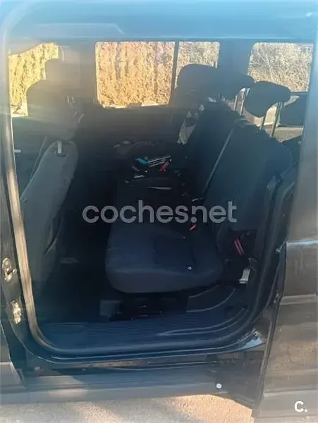 Usado Ford Tourneo Connect Trend 120 CV (88 kW) 2016 Negro Monovolumen