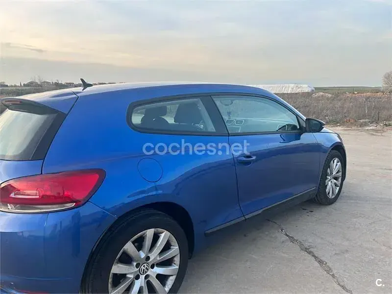 Usado VW Scirocco 122 CV (89 kW) 2011 Azul Coupe
