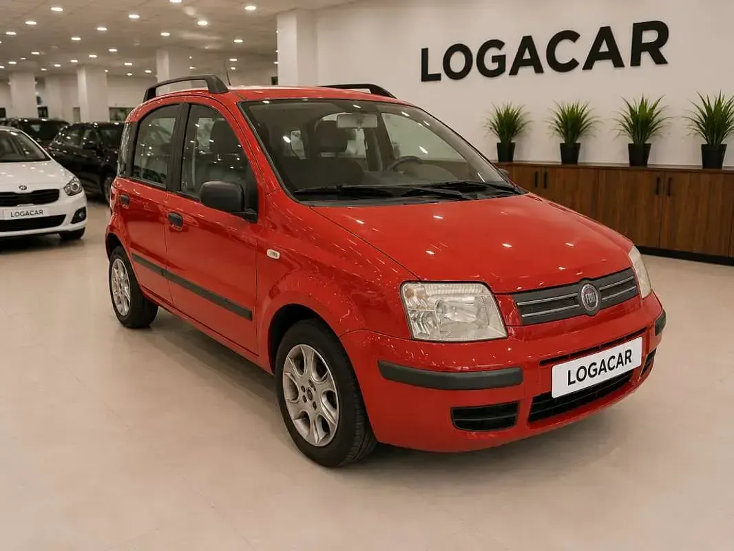 Usado Fiat Panda Dynamic 60 CV (44 kW) 2006 Rojo Utilitario