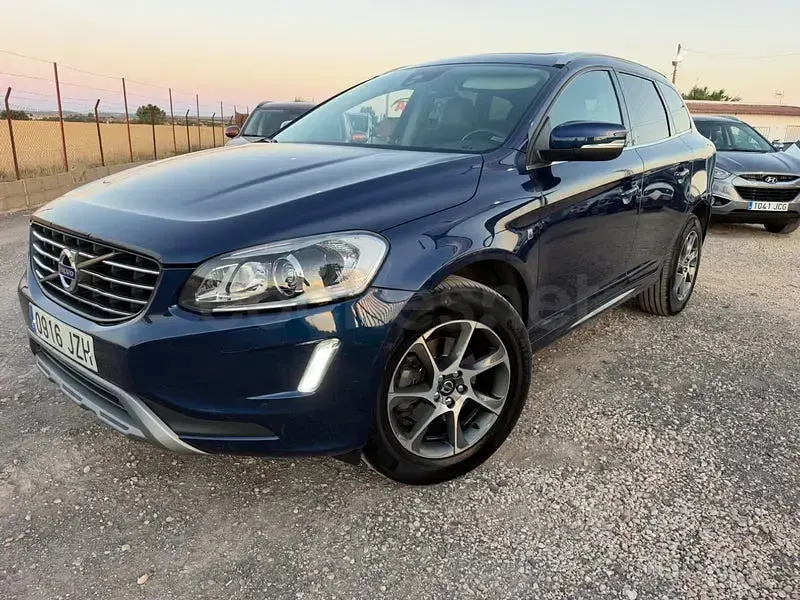 Usado Volvo XC60 181 CV (133 kW) 2015 Azul SUV