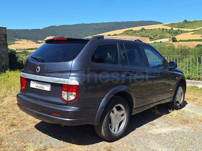 Usado Ssangyong (KGM) Kyron Limited 141 CV (103 kW) 2007 Gris / plata SUV