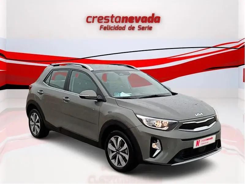 Usado Kia Stonic 120 CV (88 kW) 2022 SUV