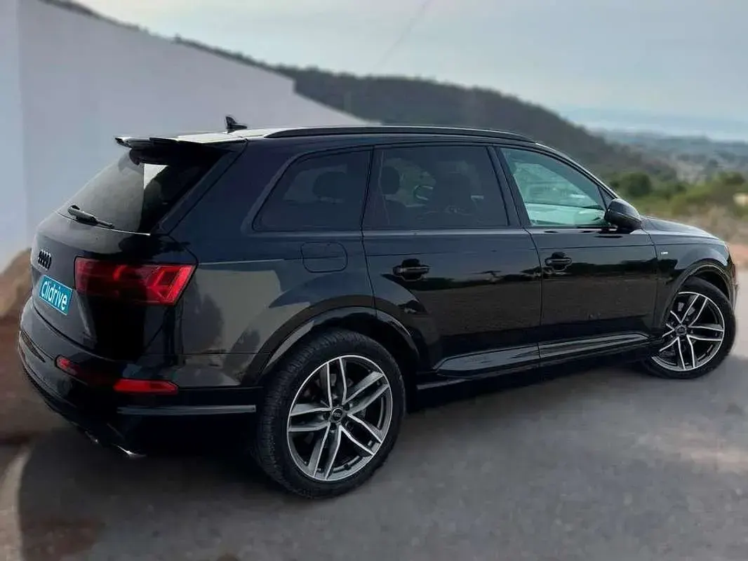 Usado Audi Q7 272 CV (200 kW) 2018 Negro SUV