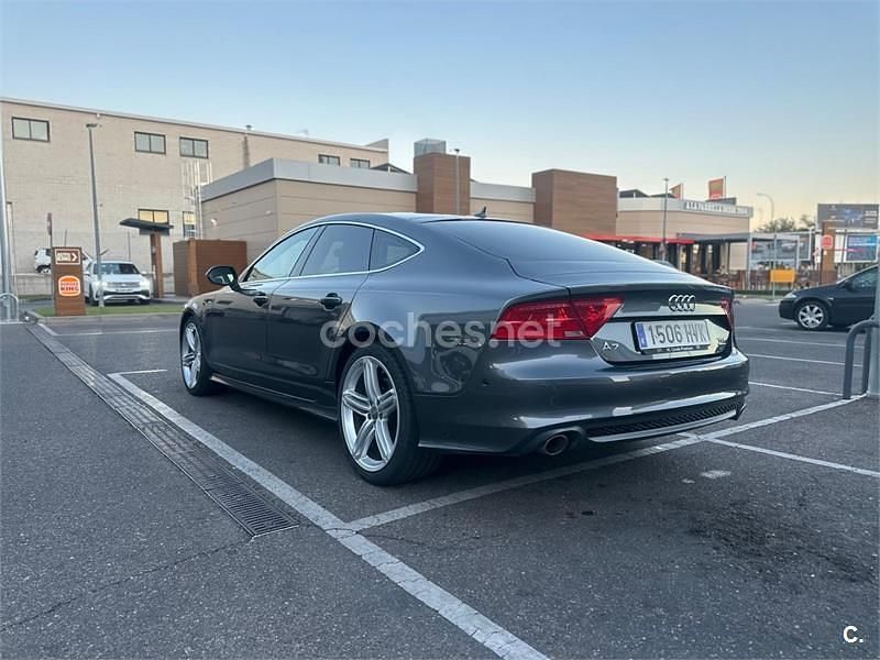 Usado Audi A7 Sportback S-Line 245 CV (180 kW) 2014 Gris / plata Utilitario