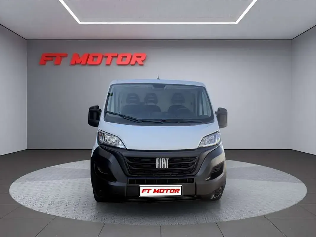 Usado Fiat Ducato 120 CV (88 kW) 2022 Blanco Van