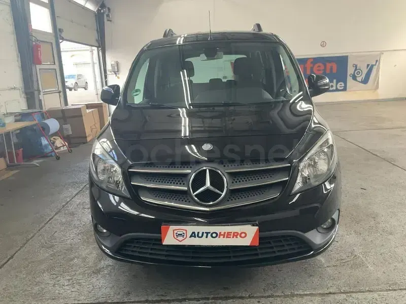 Usado Mercedes Citan 111 110 CV (80 kW) 2015 Negro Familiar