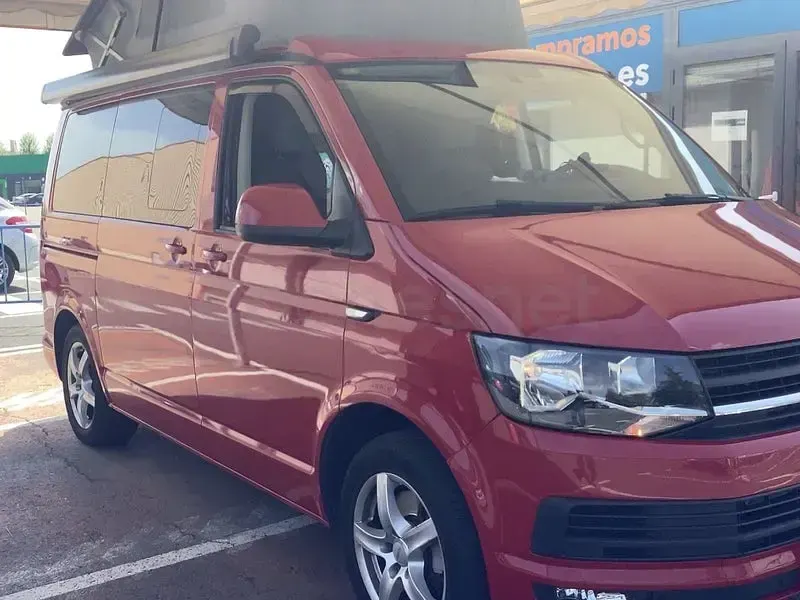 Usado VW California Beach 204 CV (150 kW) 2016 Rojo Van