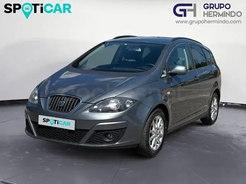 Usado Seat Altea XL I-Tech 105 CV (77 kW) 2015 Gris / plata Monovolumen