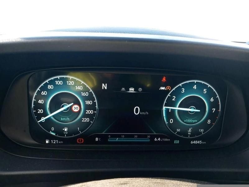 Usado Hyundai i20 100 CV (73 kW) 2021 Granate Utilitario