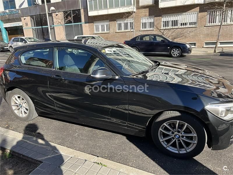 Usado BMW 118 143 CV (105 kW) 2014 Negro Utilitario