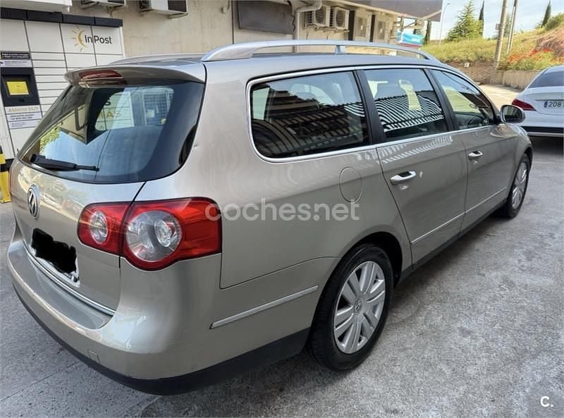 Usado VW Passat Trendline 140 CV (102 kW) 2007 Beige Familiar