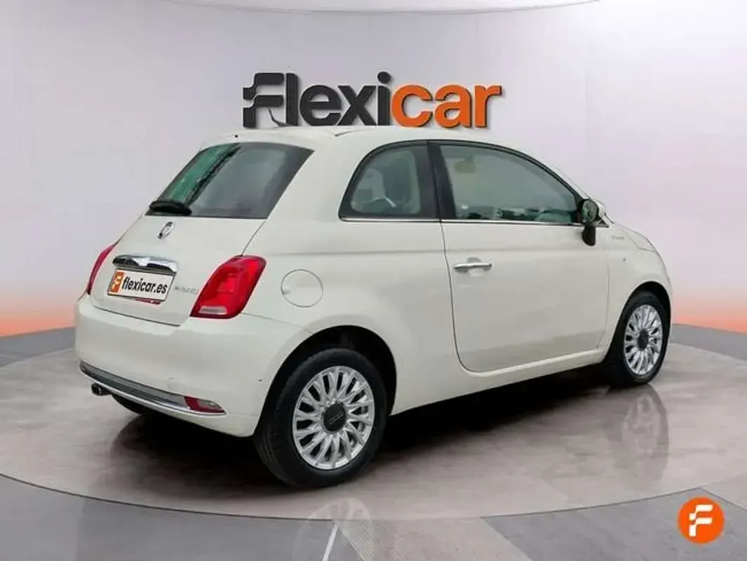 Usado Fiat 500 Dolcevita 71 CV (52 kW) 2021 Blanco Berlina