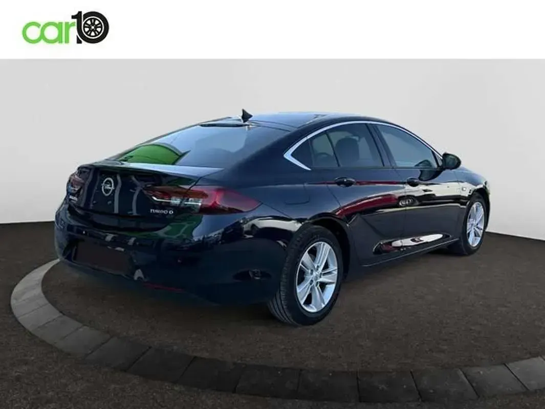 Usado Opel Insignia Business 110 CV (80 kW) 2019 Negro Berlina