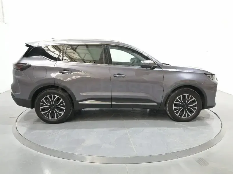 Nuevo Ebro s700 Luxury 224 CV (164 kW) 2026 Gris / plata SUV