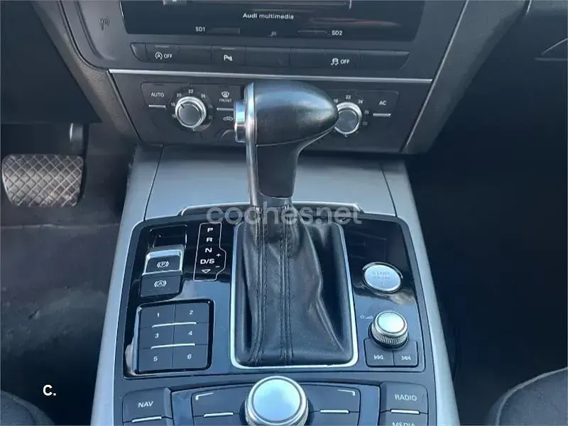 Usado Audi A6 177 CV (130 kW) 2011 Gris / plata Familiar