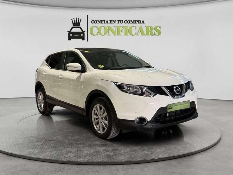 Usado Nissan Qashqai Acenta 131 HP (96 kW) 2014 Branco SUV