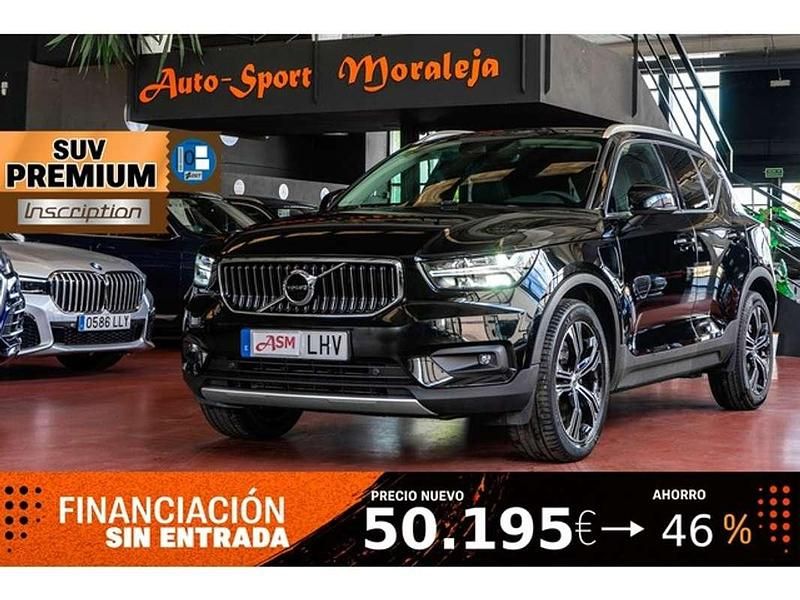 Negro Usado 2020 Volvo XC40 Inscription SUV | 24.500 € (Un poco caro) - Imagen 1/4